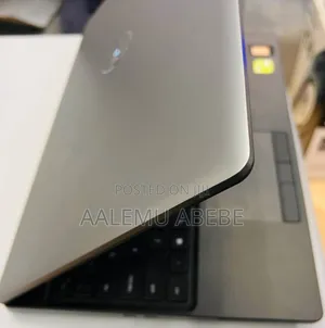 New Laptop Dell Precision 15 7550 16GB Intel Core I7 SSD 512GB
