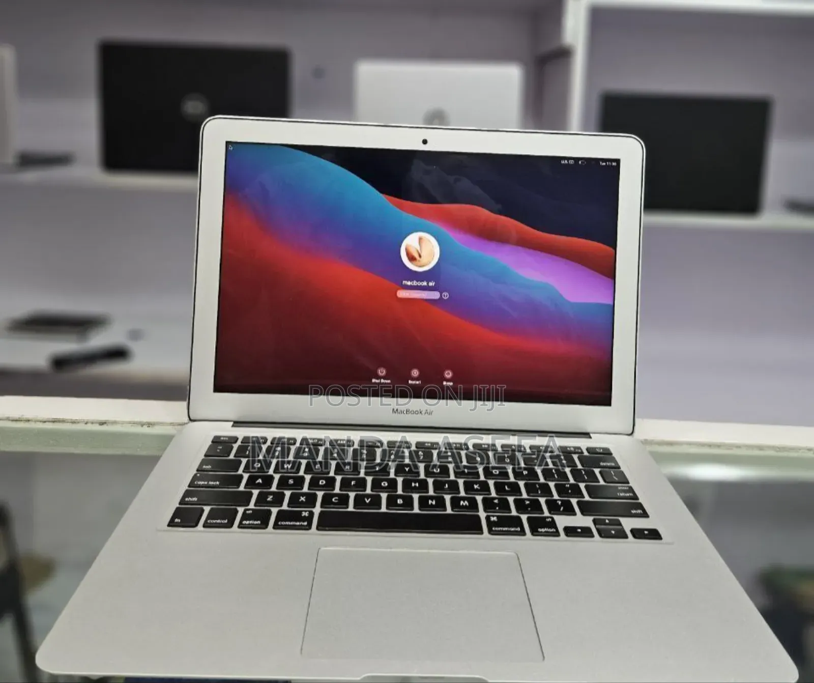 New Laptop Apple MacBook Air 8GB Intel Core I5 SSD 128GB