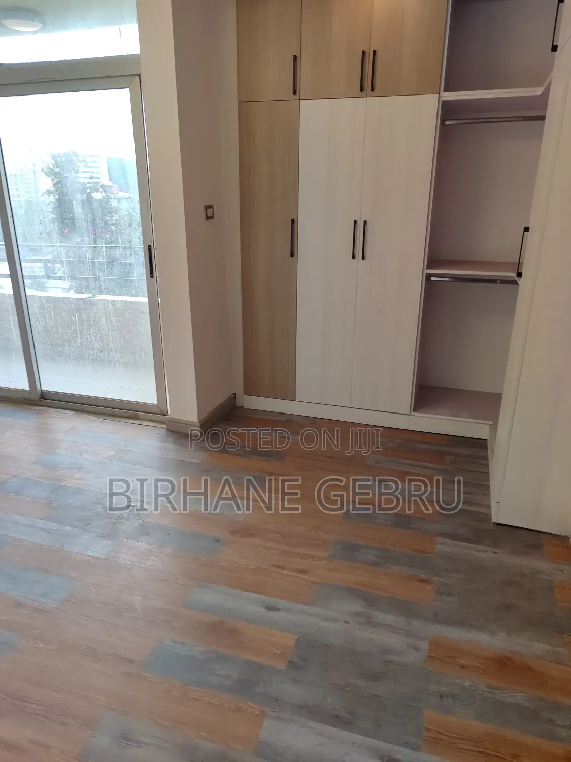 3bdrm House in Luxury Apartiment, Kirkos for rent