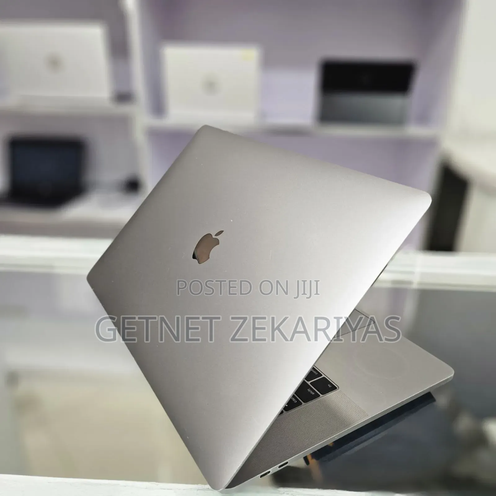 New Laptop Apple MacBook Pro 2016 16GB Intel Core I7 SSD 256GB