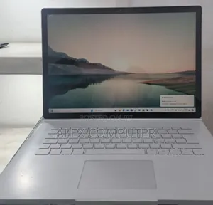 New Laptop Microsoft Surface Book 2 16GB Intel Core I7 SSD 256GB