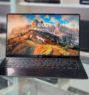 New Laptop Lenovo Yoga 9i 16GB Intel Core I7 SSD 512GB