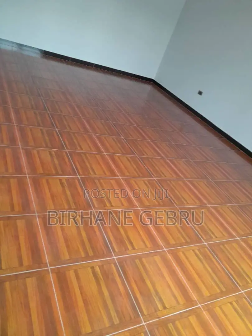 7bdrm Apartment in G+4 House For, Yeka for rent