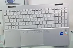 New Laptop HP Pavilion 15 8GB Intel Core I5 SSD 512GB