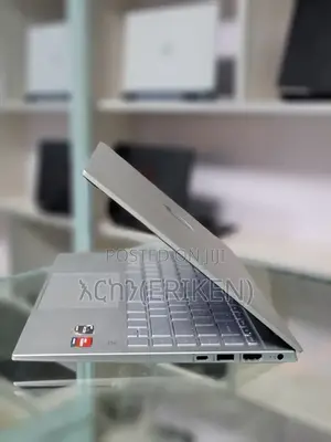 New Laptop HP Pavilion 15 8GB AMD Ryzen 5 SSD 512GB