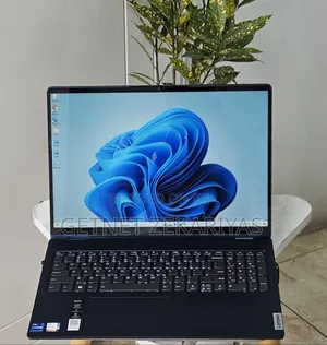New Laptop Lenovo Flex 5 16GB Intel Core I7 SSD 512GB
