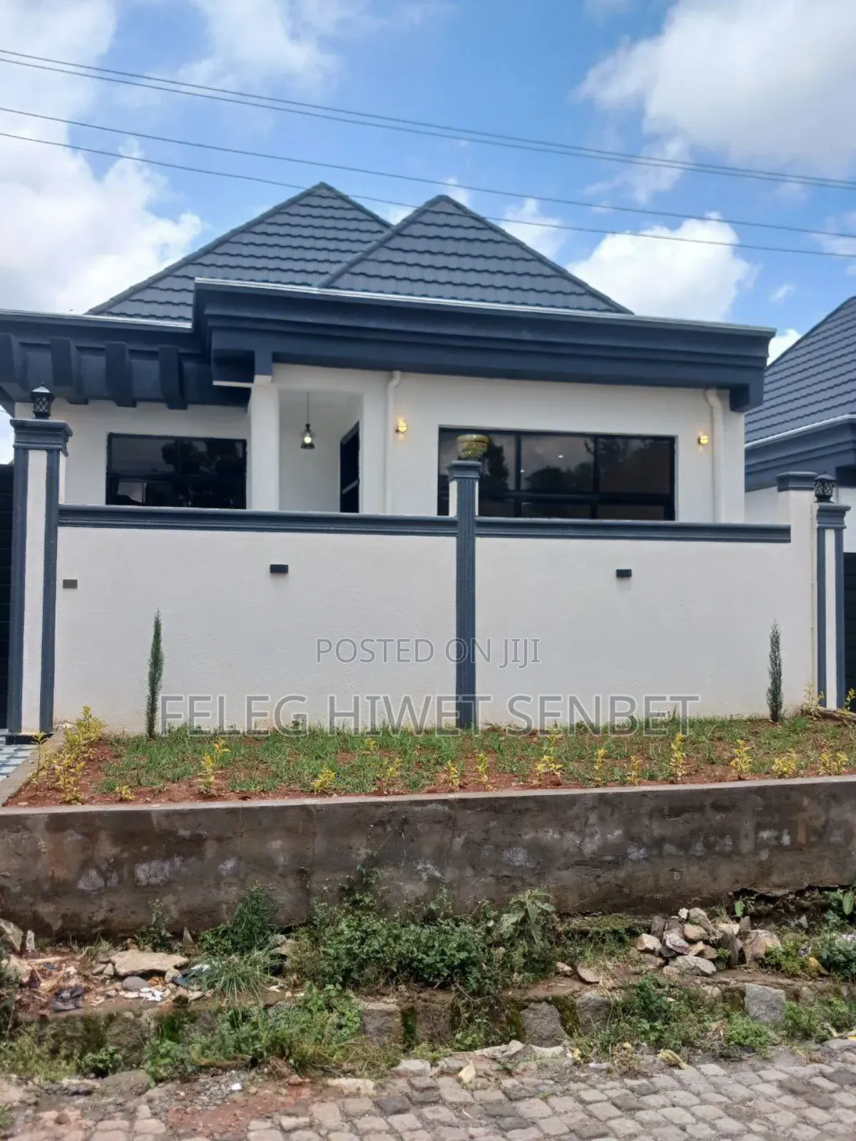 Furnished 5bdrm Villa in Aa, Bole for sale