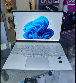 New Laptop HP Envy 15 16GB Intel Core I9 SSD 512GB