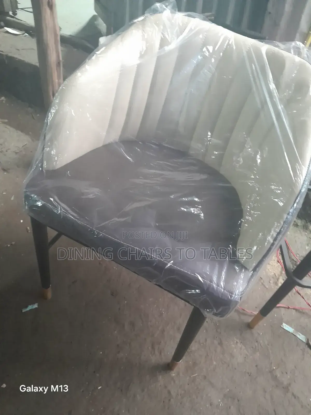 Hotel Restaurant Chairs to Tables