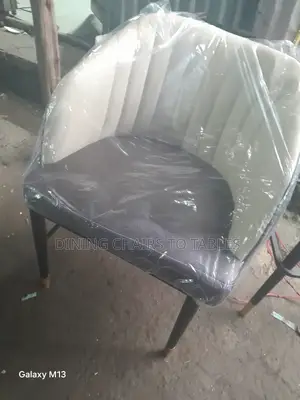 Hotel Restaurant Chairs to Tables