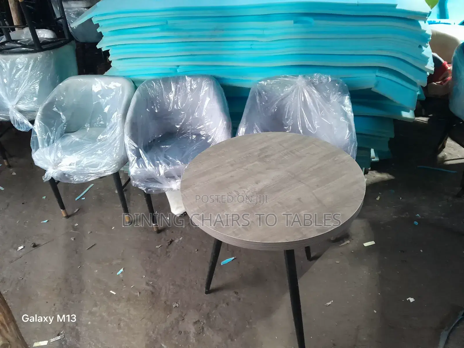 Hotel Restaurant Chairs to Tables