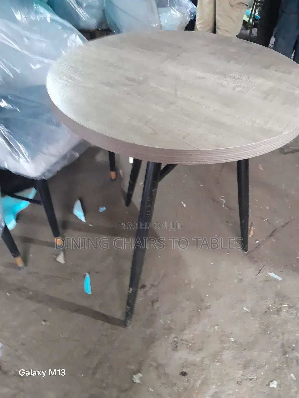Hotel Restaurant Chairs to Tables