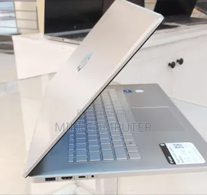 New Laptop HP Stream Notebook 8GB Intel Core I5 SSD 256GB