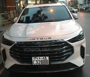 Jetour X70 Plus 2022 White