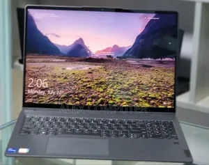 New Laptop Lenovo Flex 5 16GB Intel Core I7 SSD 512GB