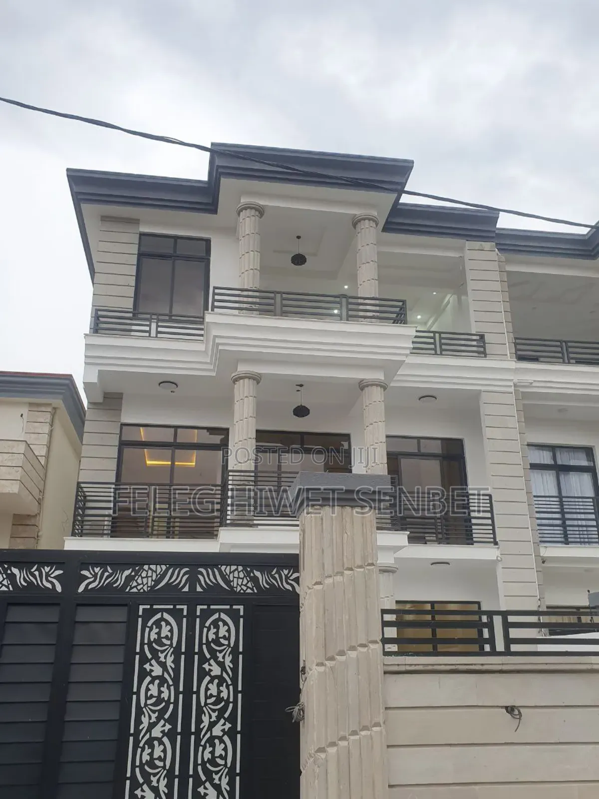 Furnished 5bdrm House in አአ, Bole for sale