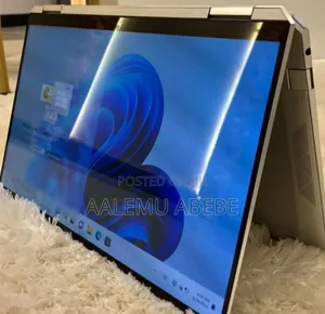 New Laptop HP Spectre X360 8GB Intel Core I5 SSD 512GB