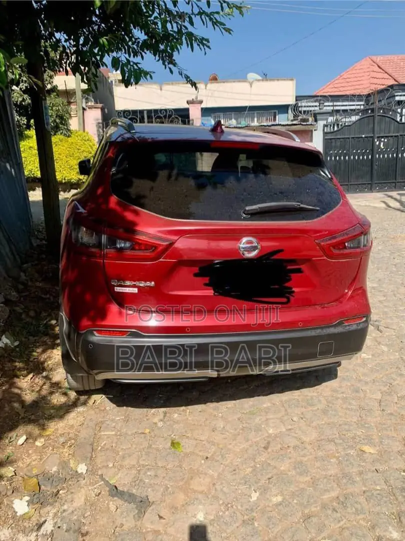 Nissan Qashqai 2018 Red