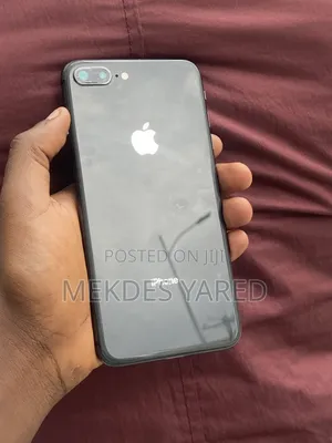 New Apple iPhone 8 Plus 64 GB Black