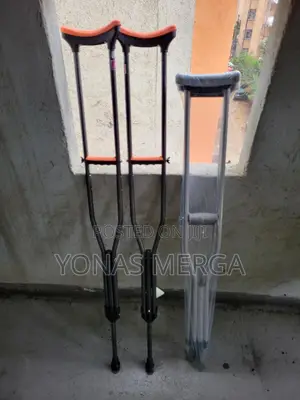 Adjustable 2pcs Underarm Crutch Axillary Walking Stick