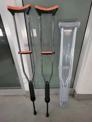 Crutches /Walking Stick for Patient Is Ensure Effortless Use