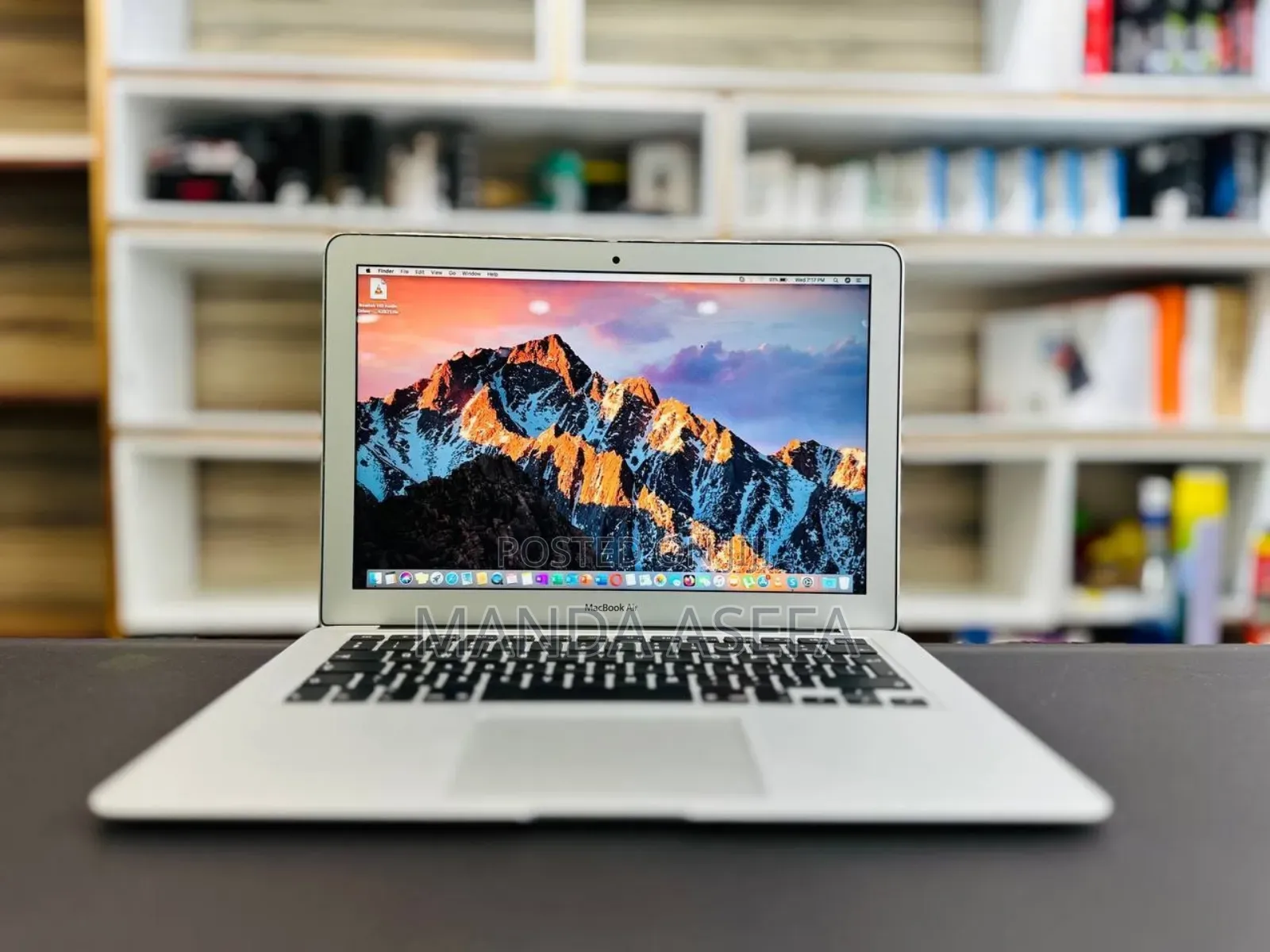 New Laptop Apple MacBook Air 2017 8GB Intel Core I5 SSD 128GB