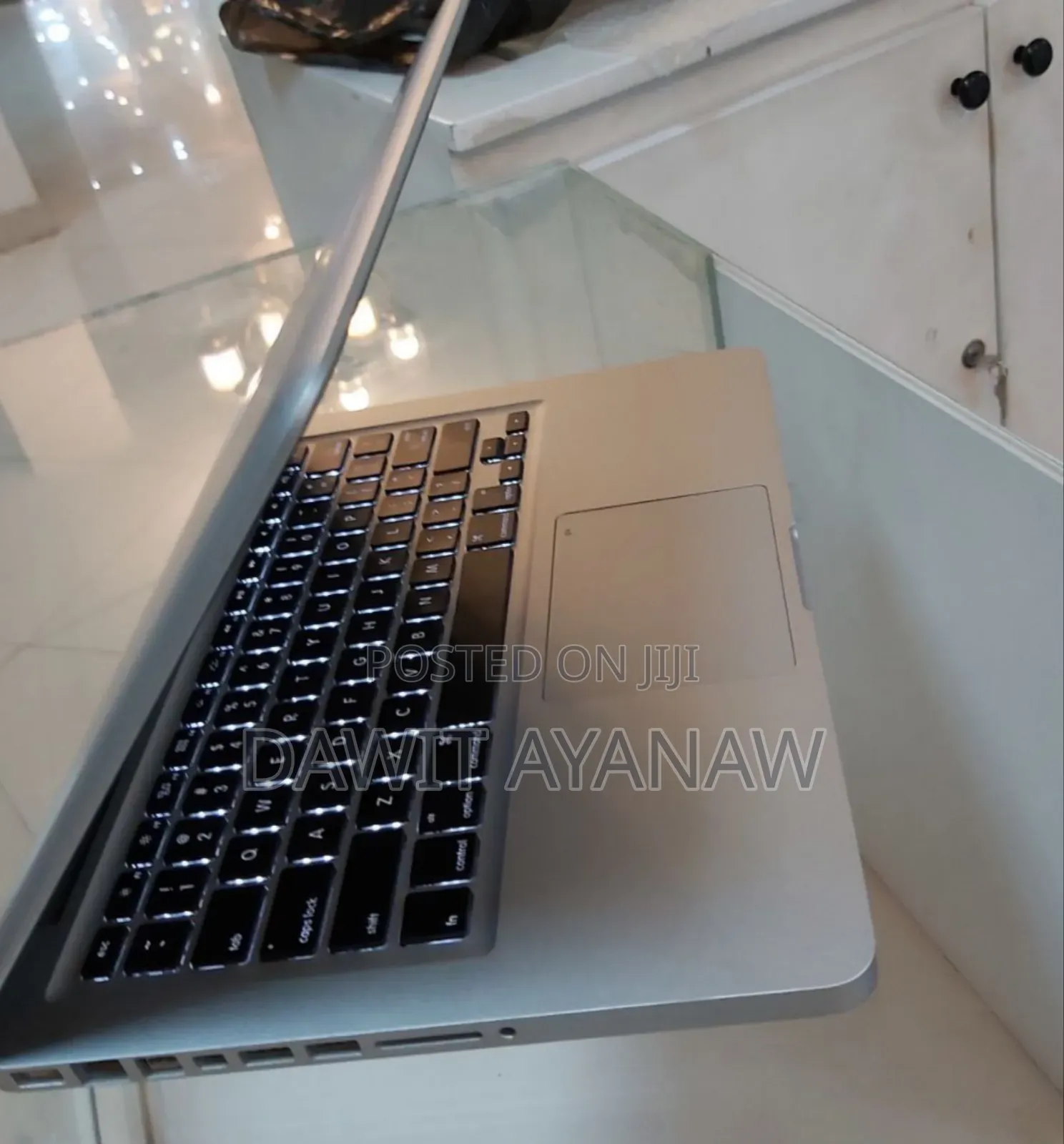 New Laptop Apple MacBook Pro 2012 4GB Intel Core I5 SSD 128GB