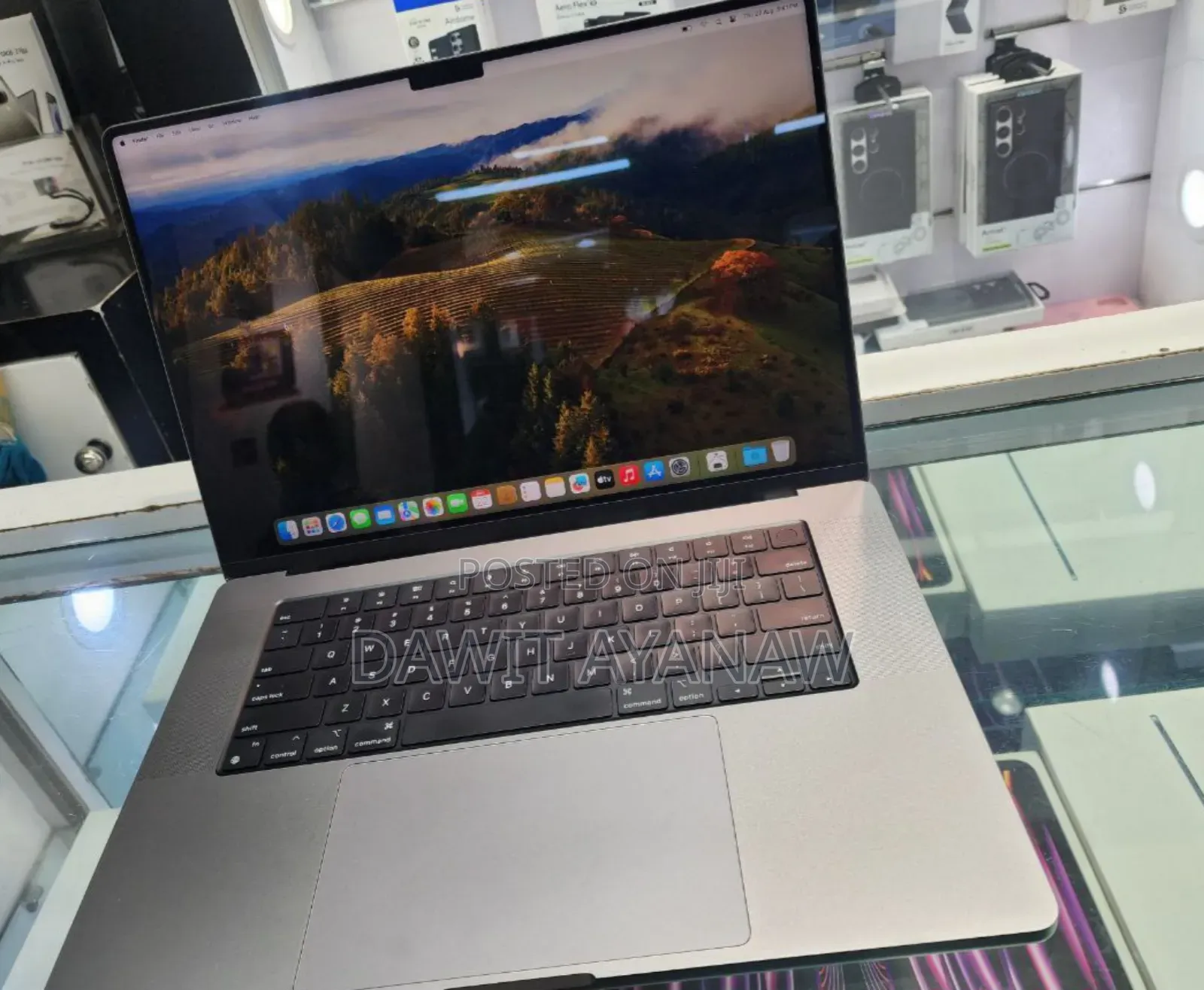 New Laptop Apple MacBook Air 2020 M1 8GB Apple M1 SSD 1T
