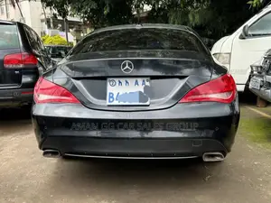 Mercedes-Benz C200 2016 Black