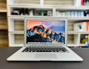 New Laptop Apple MacBook Air 2015 8GB Intel Core I7 SSD 512GB