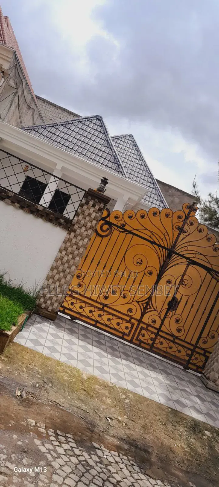 Furnished 5bdrm Villa in አአ, Bole for sale