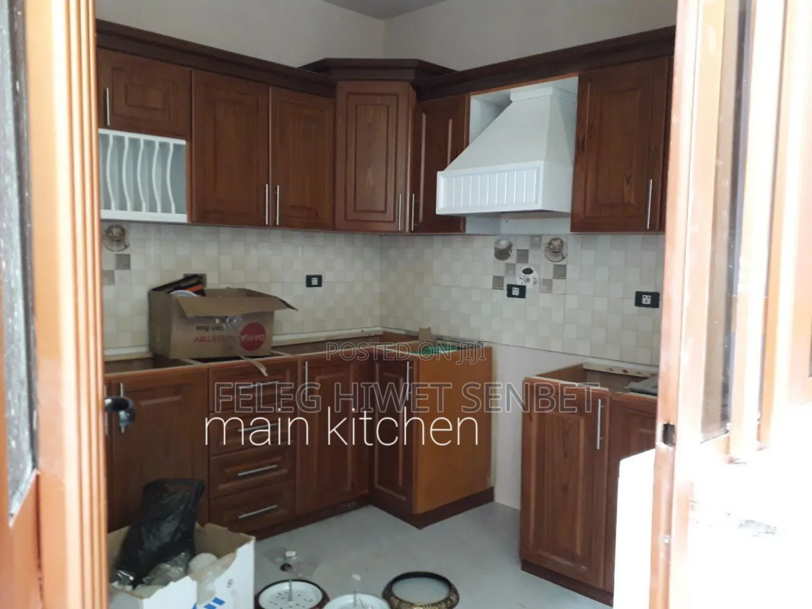 Furnished 5bdrm Villa in አአ, Bole for sale