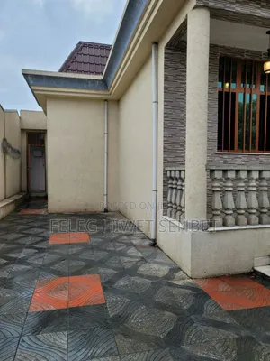 Furnished 5bdrm Villa in አአ, Bole for sale