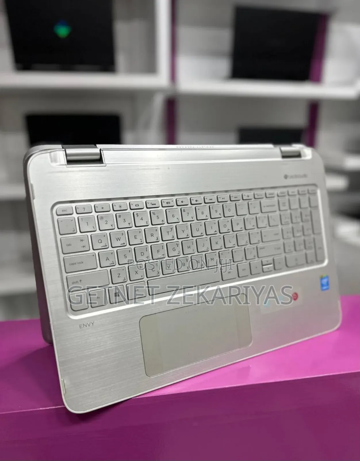 New Laptop HP Envy X360 8GB Intel Core I7 HDD 1T