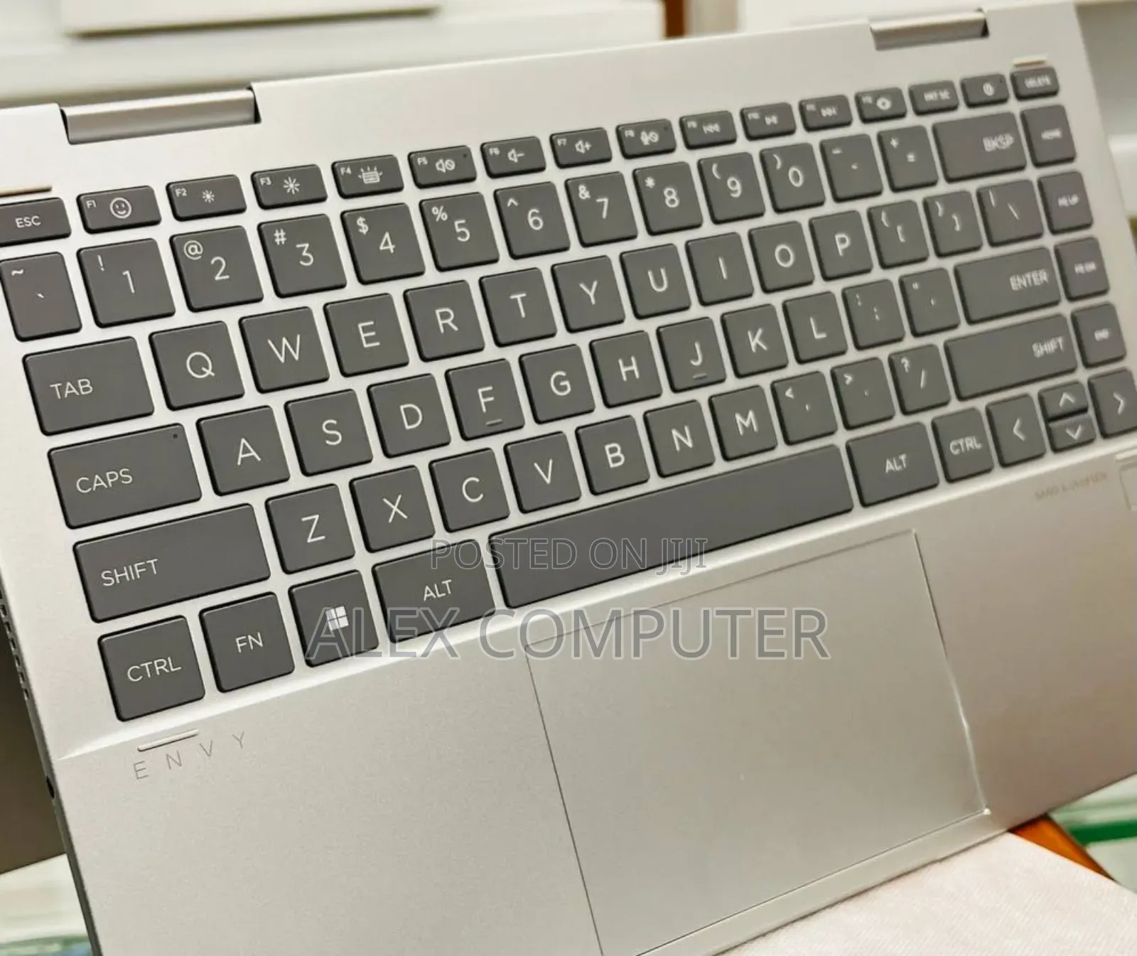 New Laptop HP Envy X360 16GB Intel Core I7 SSD 1T