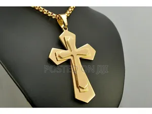 Cross Pendant Necklace