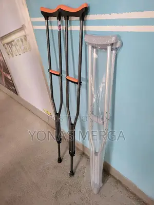 Aluminum Universal Crutches for Seniors, Adults and Teens,