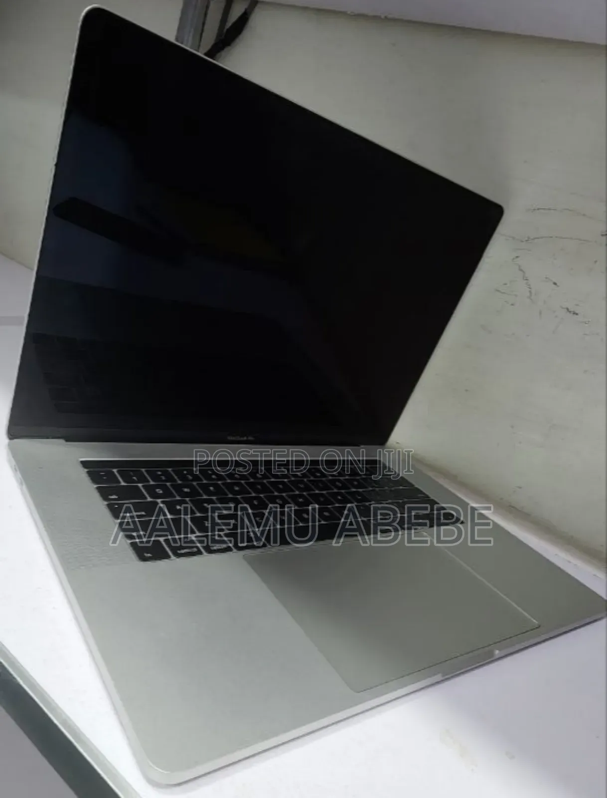 New Laptop Apple MacBook Pro 2017 16GB Intel Core I7 SSD 2T