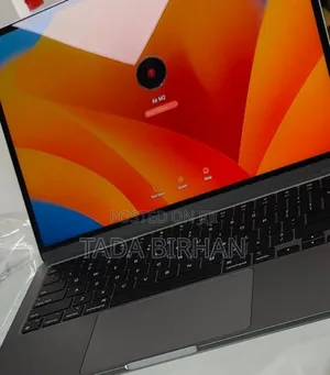 New Laptop Apple MacBook Air 2022 M2 8GB Apple M2 Ultra SSD 256GB