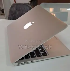 New Laptop Apple MacBook Air 2015 8GB Intel Core i5 SSD 128GB