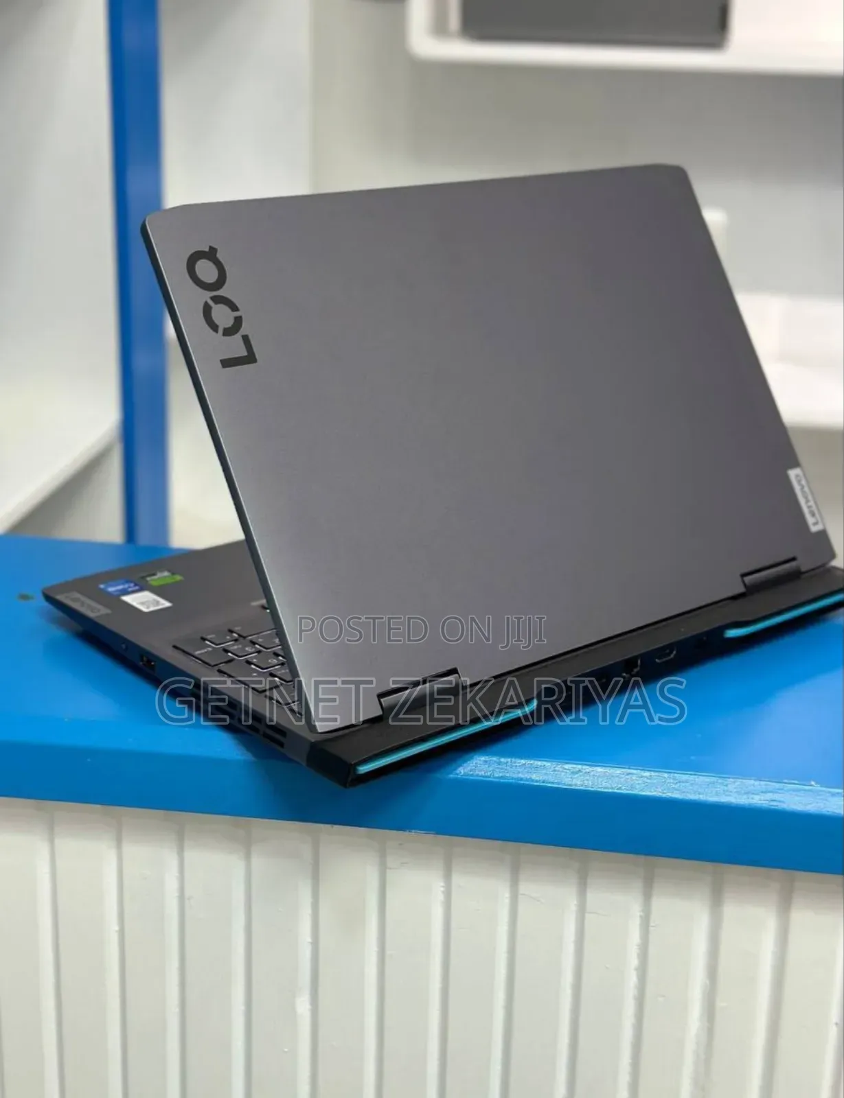 New Laptop Lenovo LOQ 15IRH8 16GB Intel Core I5 SSD 512GB