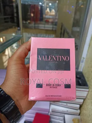 Valentino Donna Born in Roma Intense Perfume