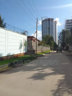 3bdrm Villa in Bole for sale