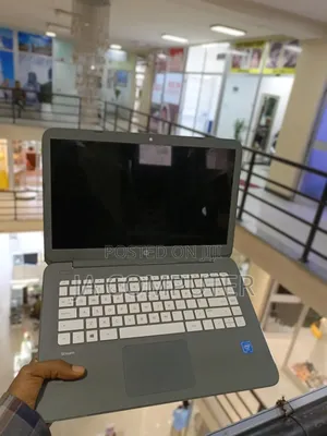 New Laptop HP Stream Notebook 4GB Intel Celeron SSD 32GB