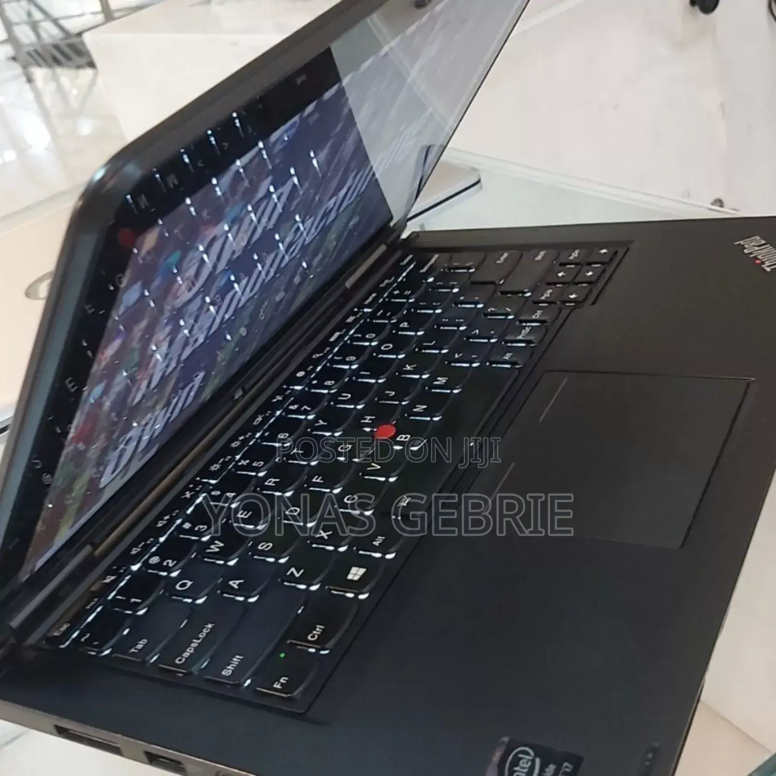 New Laptop Lenovo ThinkPad Yoga 8GB Intel Core I7 SSD 256GB