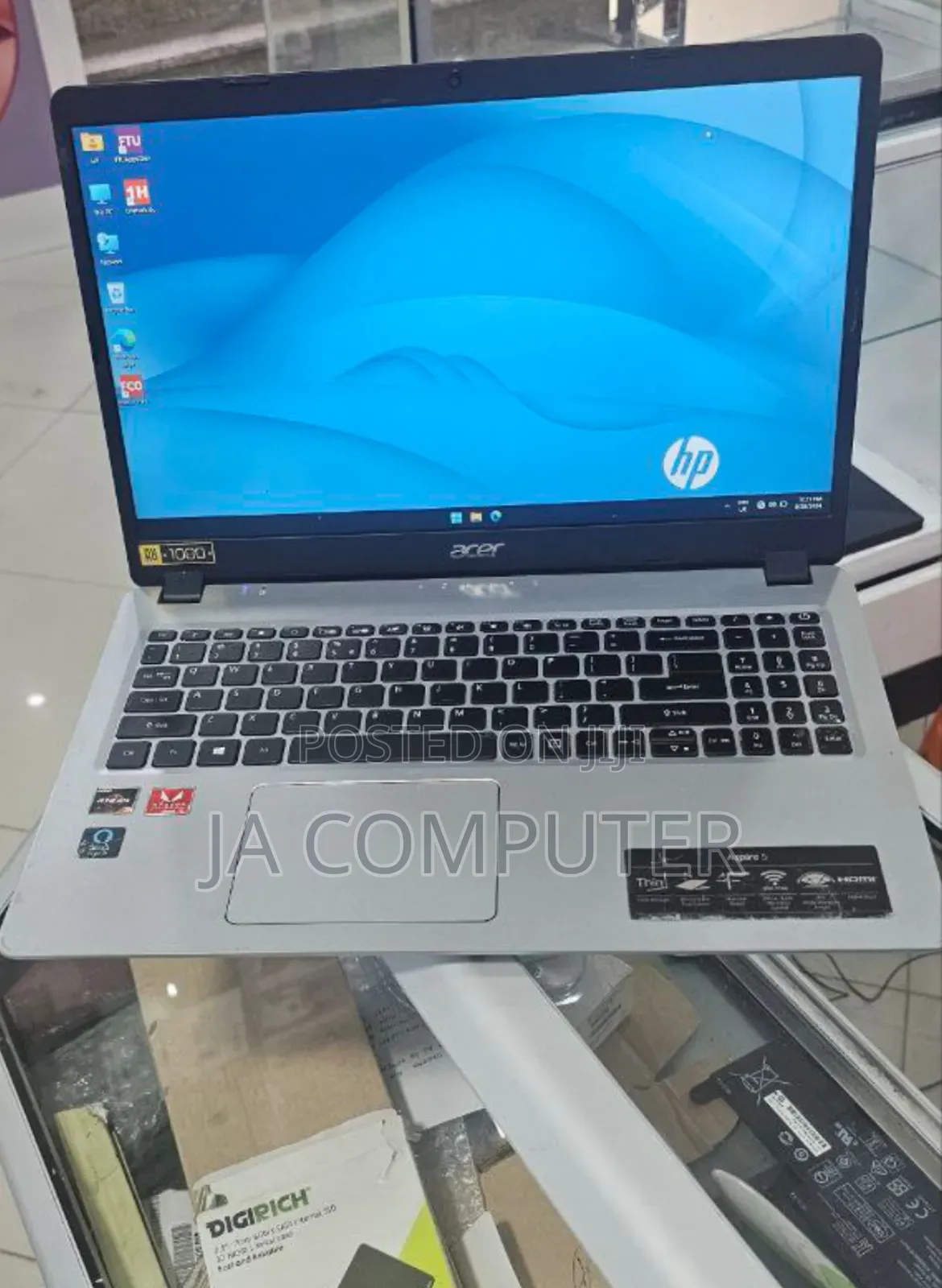 New Laptop Acer Aspire 3 8GB AMD Ryzen 3 SSD 256GB