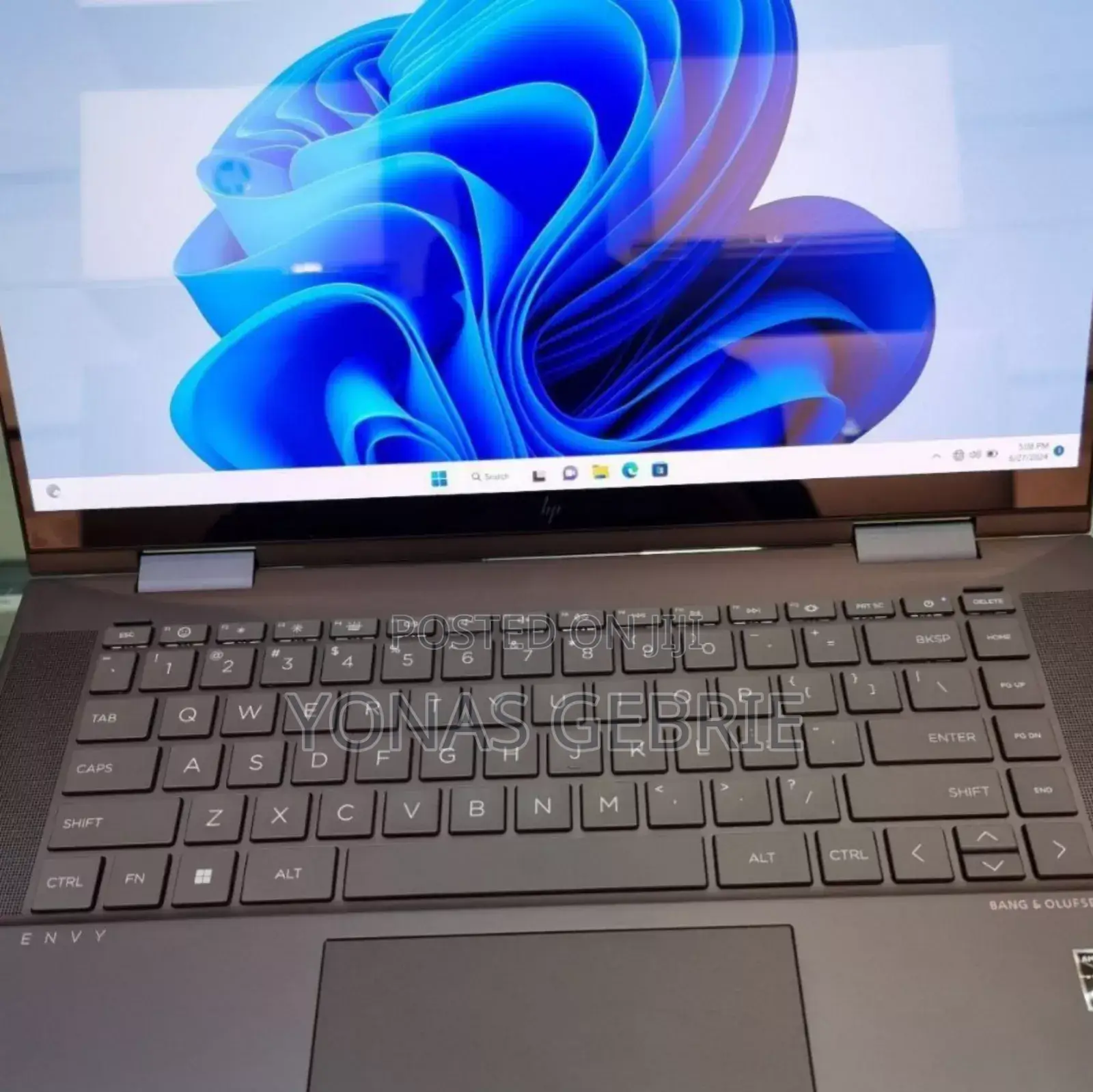 New Laptop HP Envy X360 16GB AMD Ryzen 7 SSD 512GB