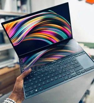 New Laptop Asus ZenBook Pro 15 UX580GE 32GB Intel Core I7 SSD 1T
