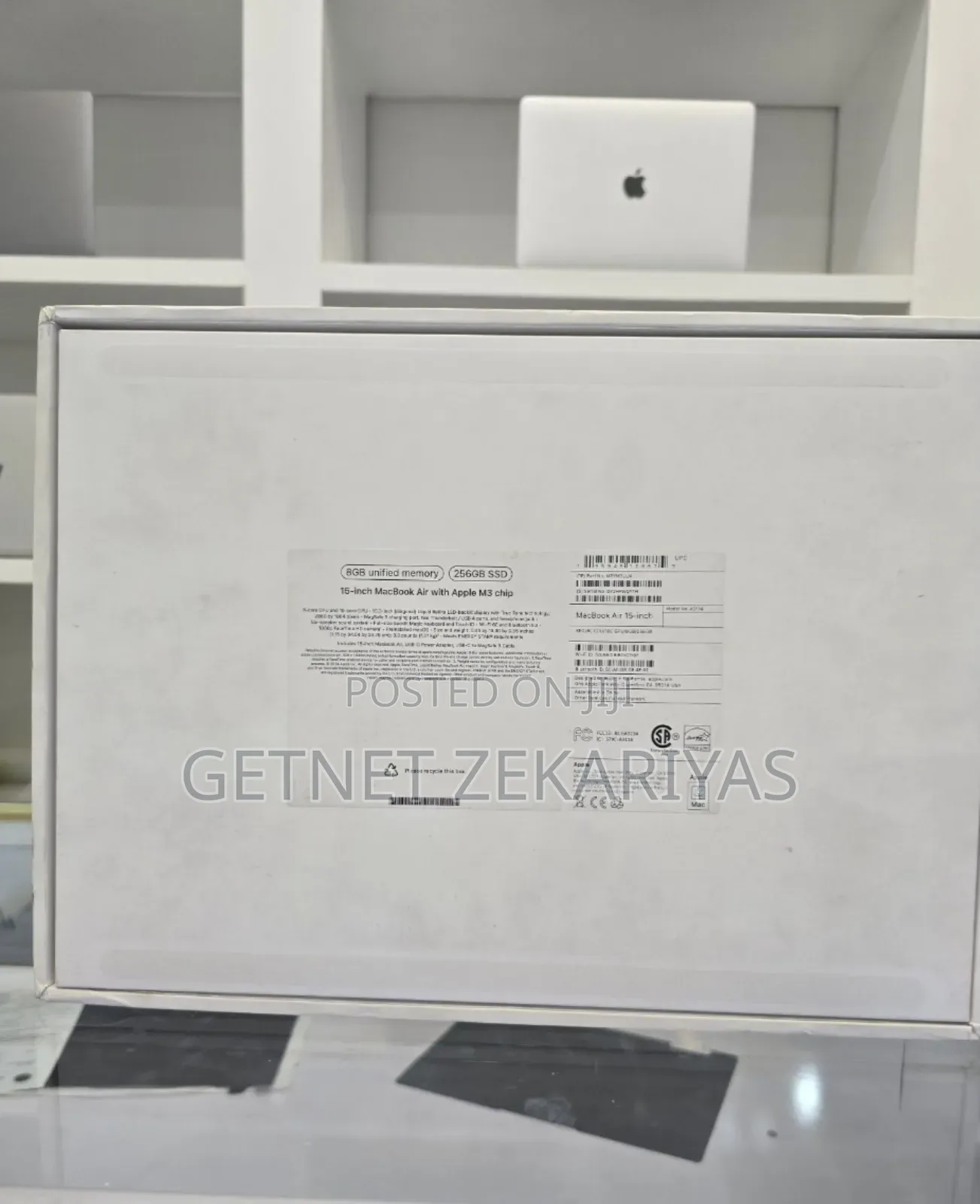 New Laptop Apple MacBook Pro 8GB Apple M3 Pro SSD 256GB