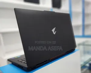 New Laptop Gigabyte AORUS 17G 16GB Intel Core I7 SSD 1T